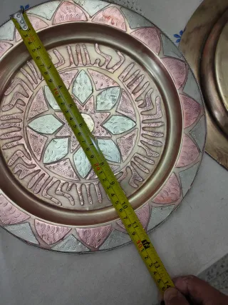 PLATOS DE BRONCE O LATÓN