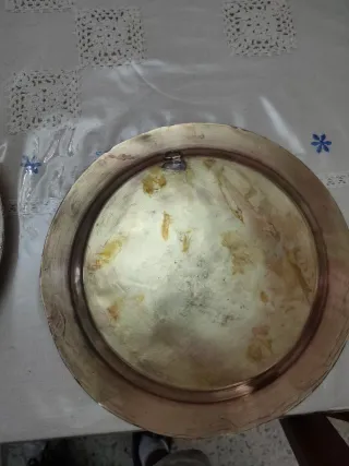 PLATOS DE BRONCE O LATÓN