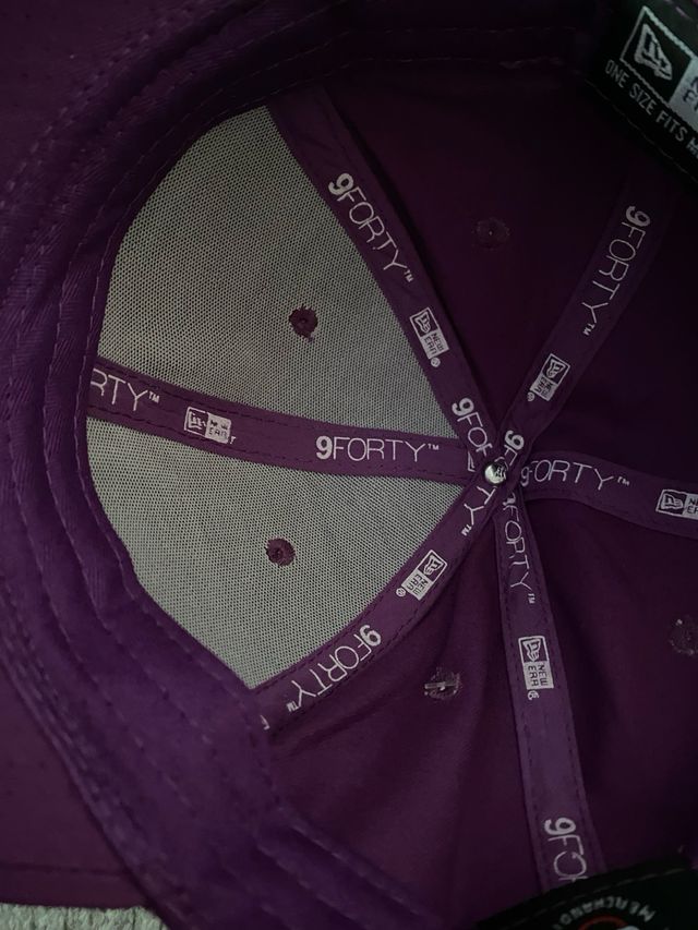 Gorra New Era Morada NY 9FORTY Ajustable
