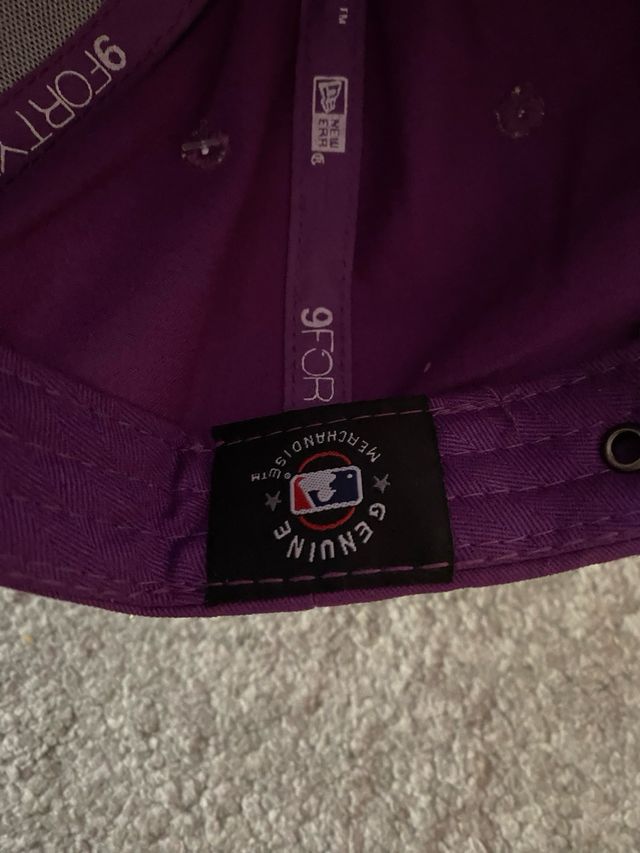Gorra New Era Morada NY 9FORTY Ajustable