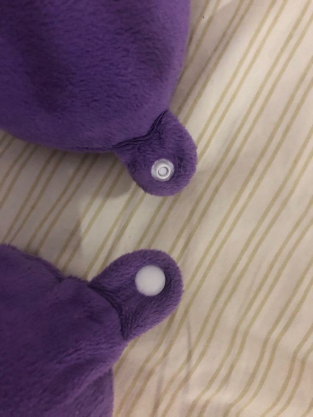 Almohada de viaje morada