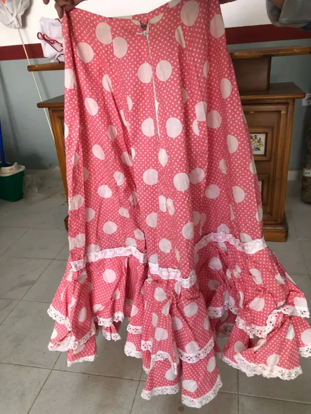 Falda flamenca lunares rosa y blanco
