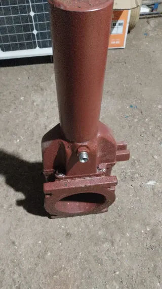 Tajadera hidráulica