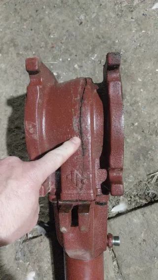 Tajadera hidráulica