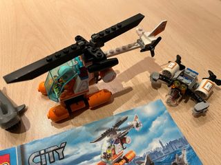 LEGO CITY 60014 - Helicóptero y Tiburones