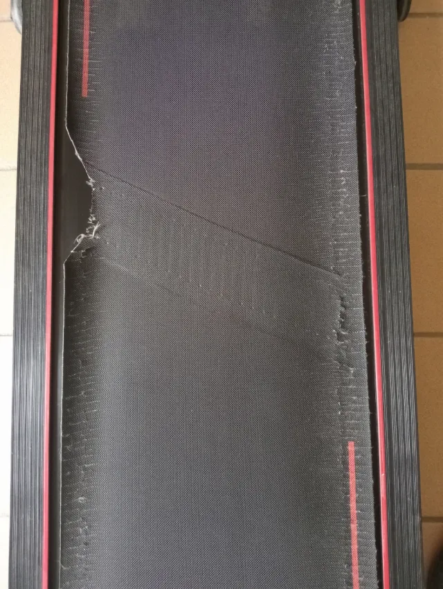 Cinta de andar o correr Fitfiu + elíptica Domyos.