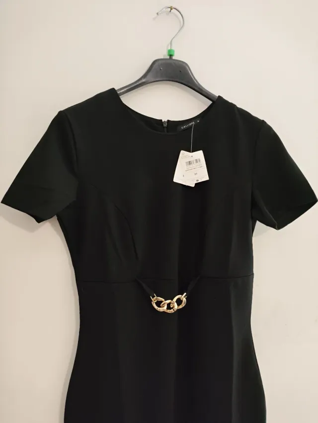 Tubino nero Calliope con catena oro