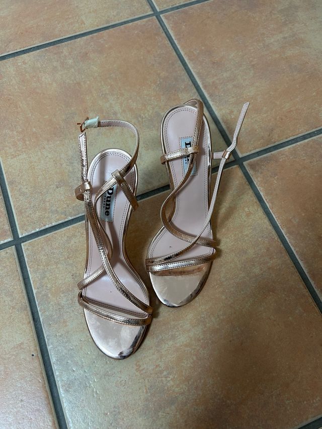 Sandalias Dune London doradas