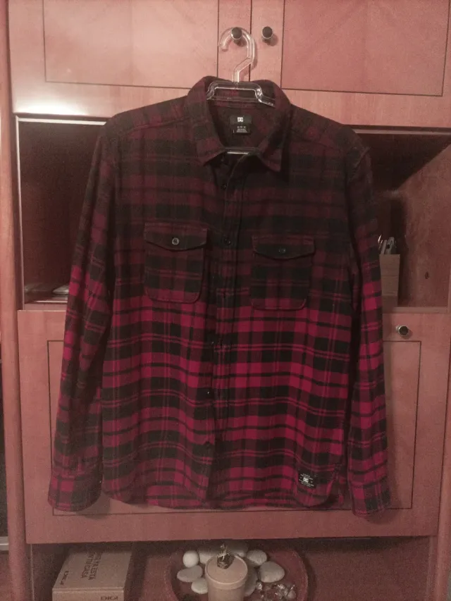 Camisa DC Hombre Talla M Cuadros Invierno