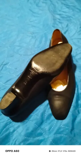 Scarpe donna in pelle blu scuro