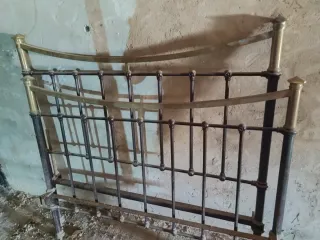 Cabeceros de cama metálicos,forja y latón