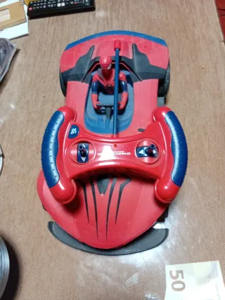 Coche teledirigido Spiderman con mando