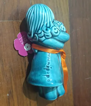 Figura Cerámica Abraços Rosa Malva