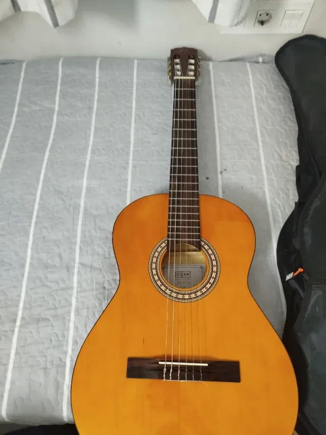Guitarra Clásica OQAN