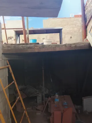 Casa de campo para reformar muy bien situada