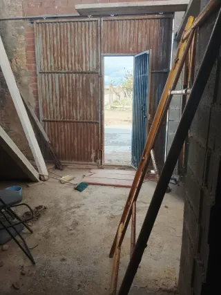 Casa de campo para reformar muy bien situada