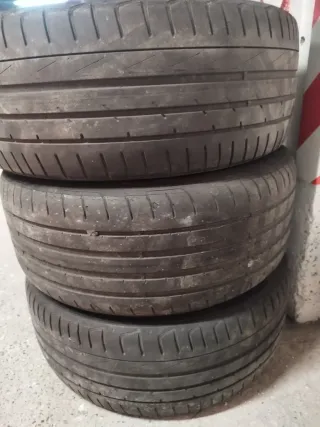 Juego de 4 llantas con neumáticos