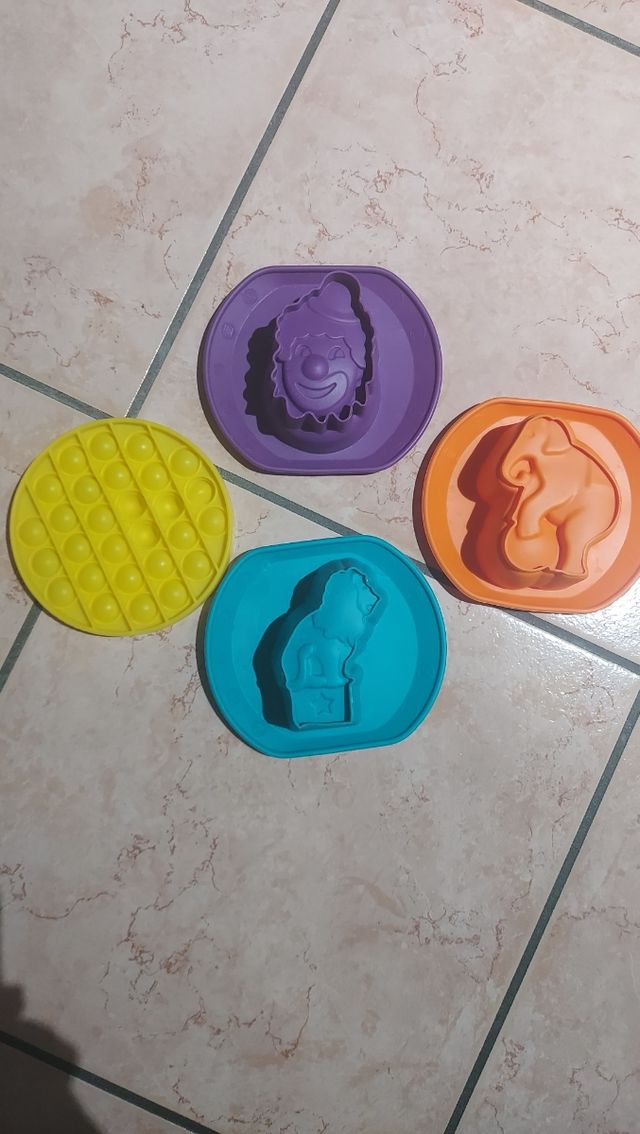Set 4 Stampi Silicone Multicolore