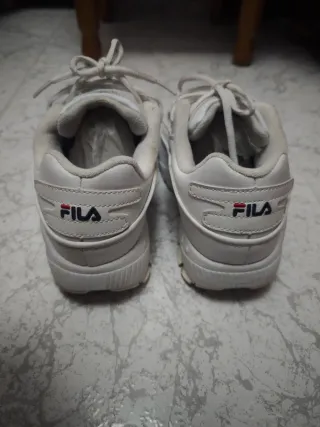 Botines Fila Blancos Talla 40