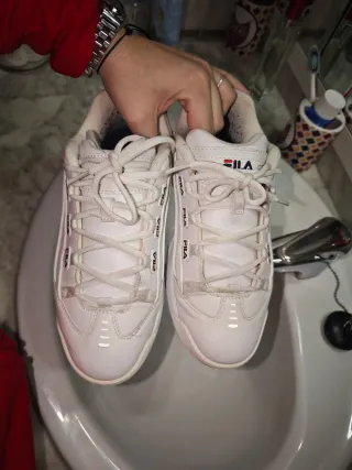 Botines Fila Blancos Talla 40