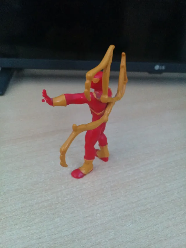 Figura Marvel Iron Spider