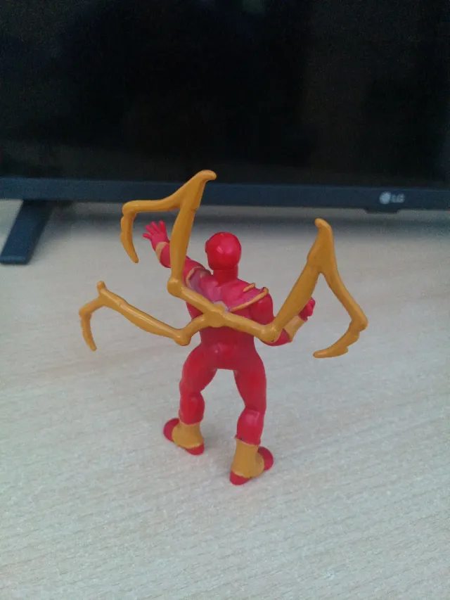 Figura Marvel Iron Spider