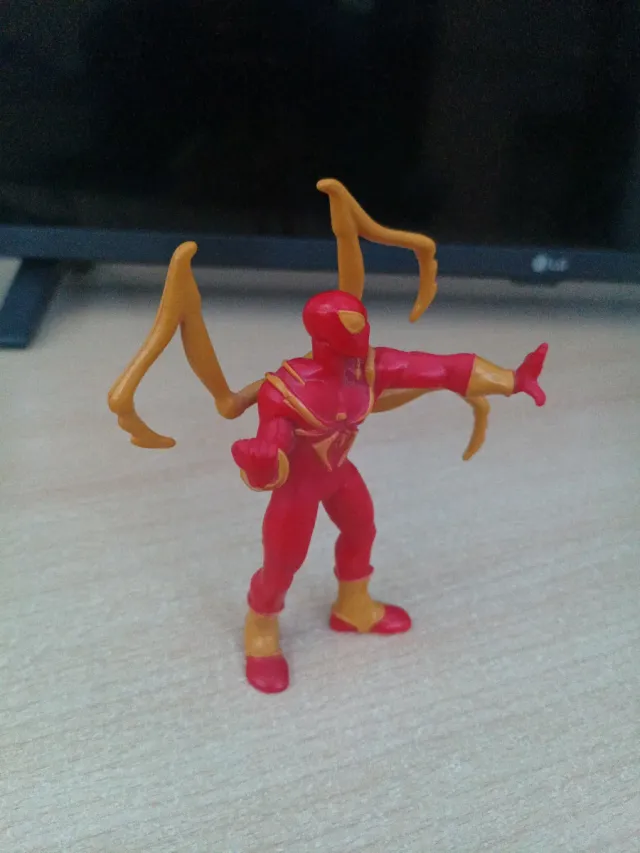 Figura Marvel Iron Spider