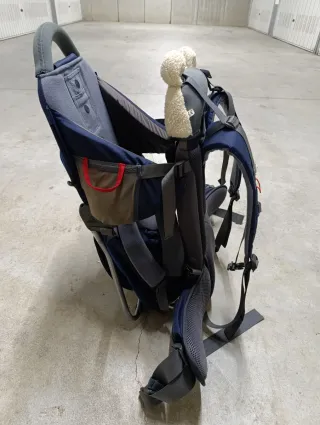 Mochila portabebés Vaude montaña