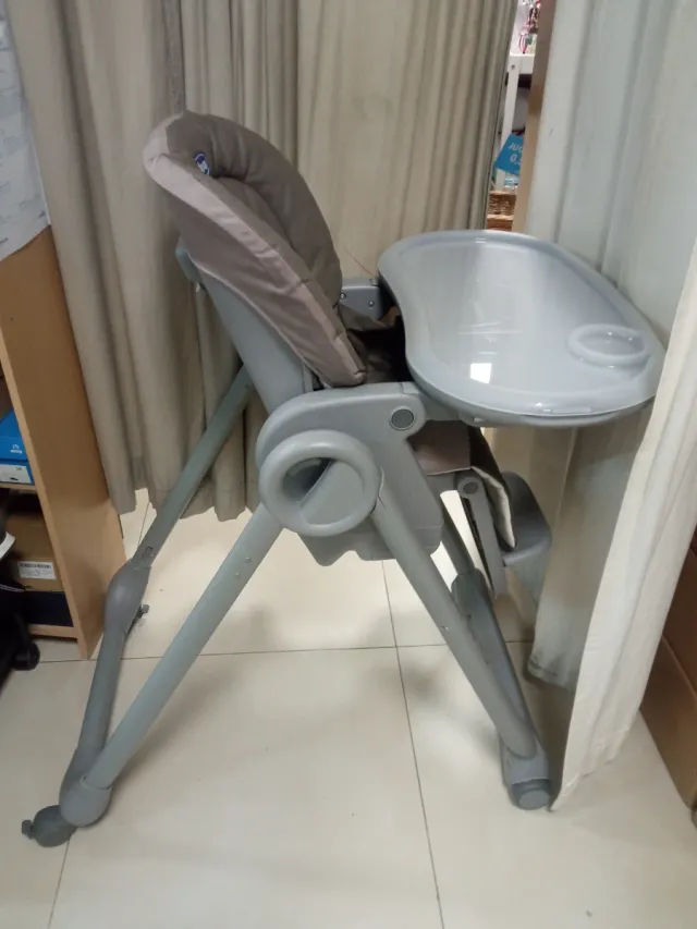 Trona Chicco Polly Magic