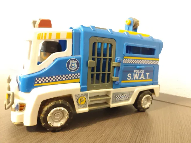Furgón Policía Pinypon Action