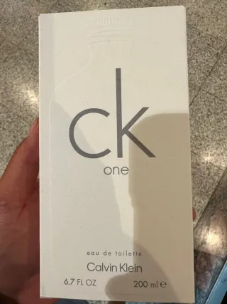 Calvin Klein CK One Eau de Toilette 200 ml