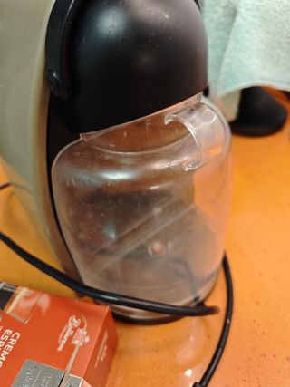 Cafetera Nespresso Krups (sin bandeja)