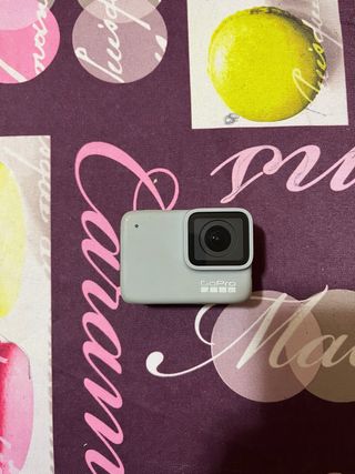 GoPro Hero 6 White + Arnés