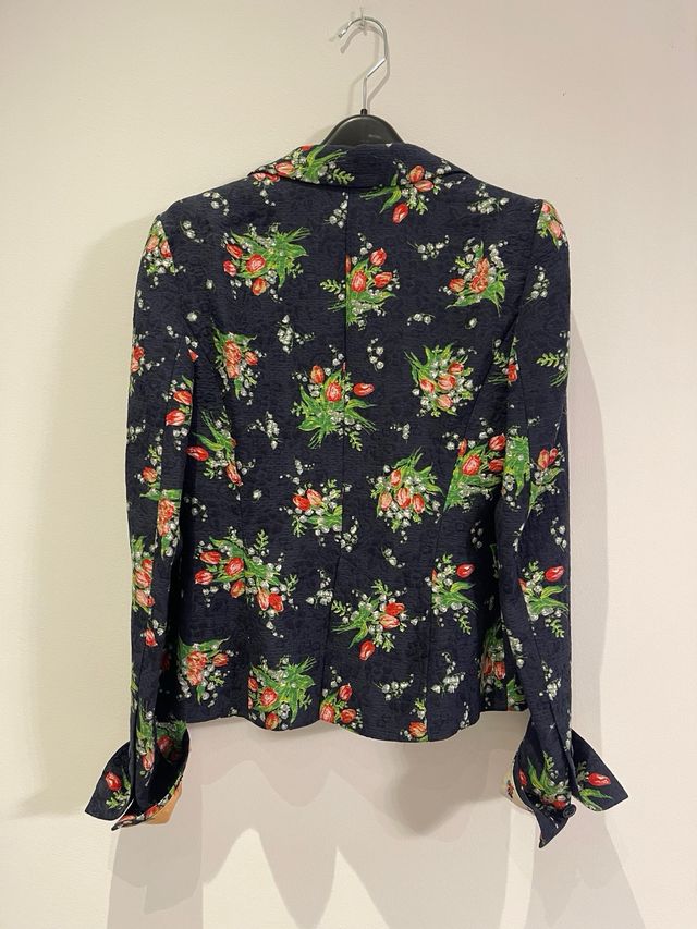 Chaqueta Zara Estampada Flores Puño Reversible