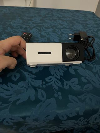 Mini proyector YG300 1080P