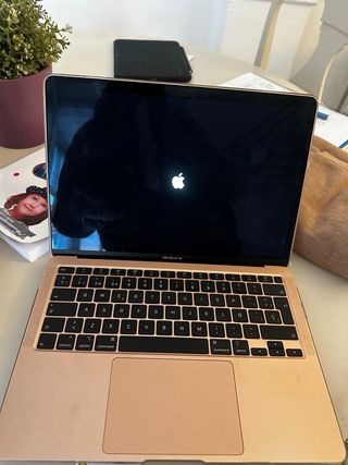 MacBook Air (2020) 13" 8gb  M1