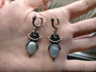 Pendientes serpiente plata labradorita y nácar