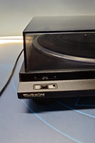 Tocadiscos Technics SL-DD20