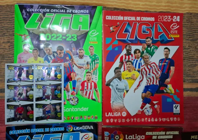 Lote 4 album liga completo + 1 mercado invierno