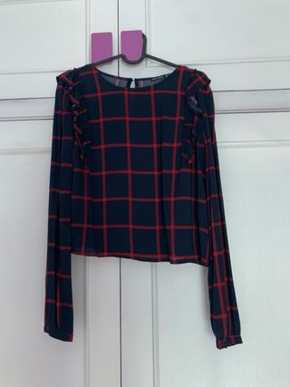 Blusa cuadros azul y rojo