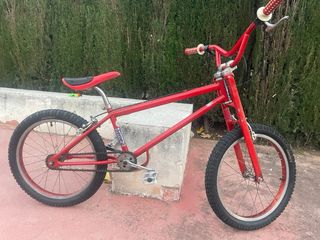 Bicicleta MONTY Roja Serie 2 T-19