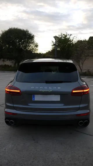 Porsche Cayenne S E-Hybrid