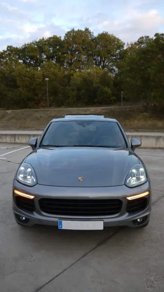 Porsche Cayenne S E-Hybrid