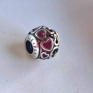 CHARM REDONDO CORAZONES