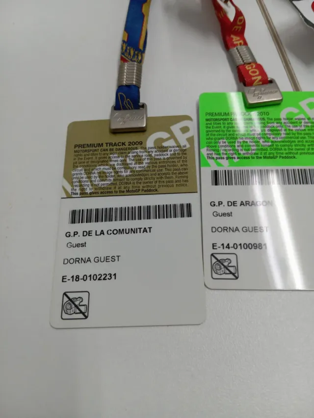 Lote 6 Acreditaciones Paddock MotoGp