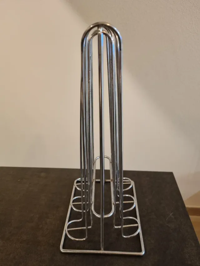 Porta capsule caffè in metallo