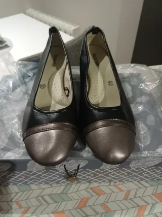 Bailarinas Isotoner Negras Detalle Plateado Talla