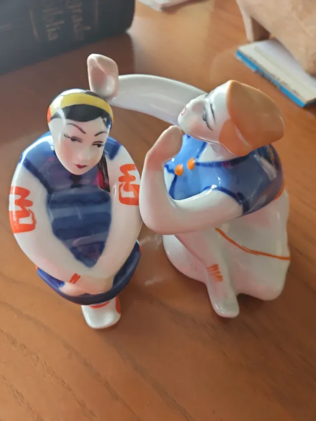 Figuras de porcelana rusas