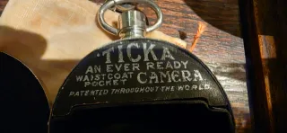 Fotocamera da spionaggio metà 800 ticka perfetta