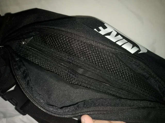 Bandolera Nike Negra